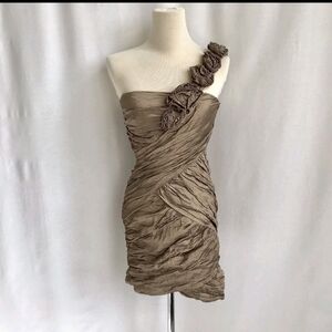 BCBG MAX AZRIA Brown Shiny Evangeline One Shoulder Dress Size XS/0 RETAILS $398